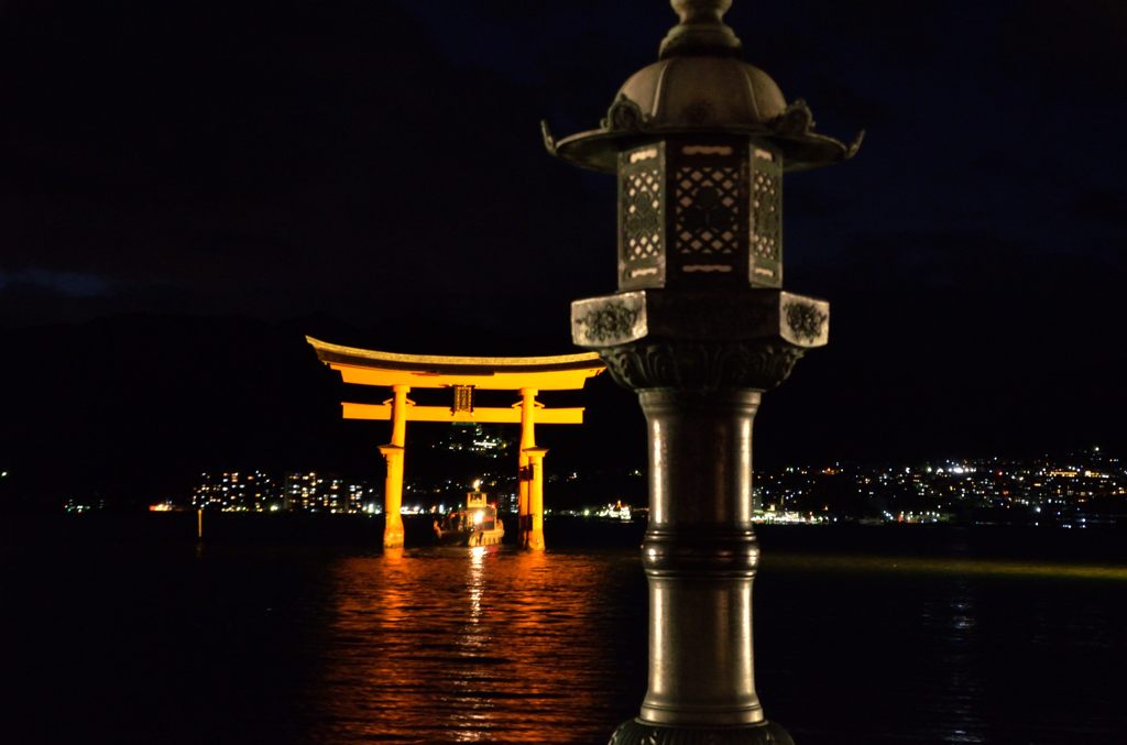 秋の厳島神社３ 