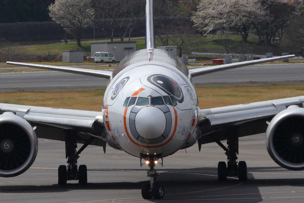 BB8JET