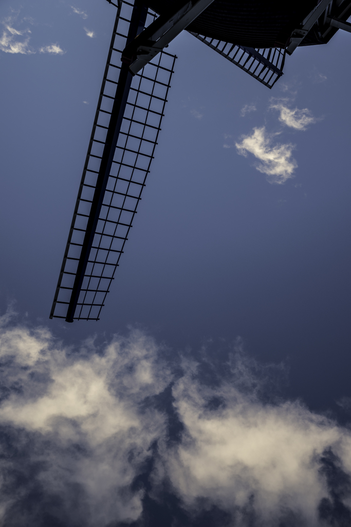 青空と風車