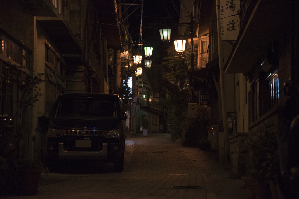 渋温泉街（夜）