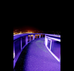 空を歩ける道…