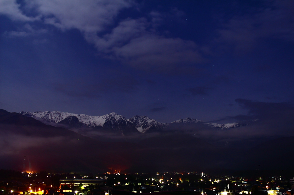 夜の後立山連峰