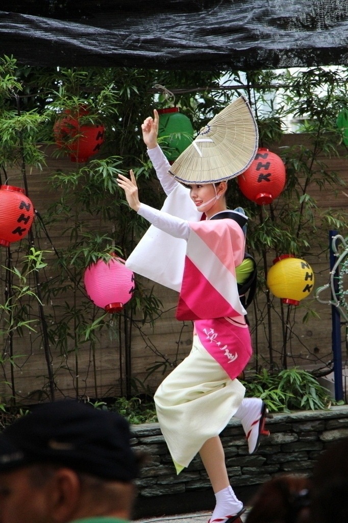 真昼の阿波おどり