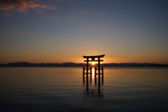 滋賀 白鬚神社 朝日