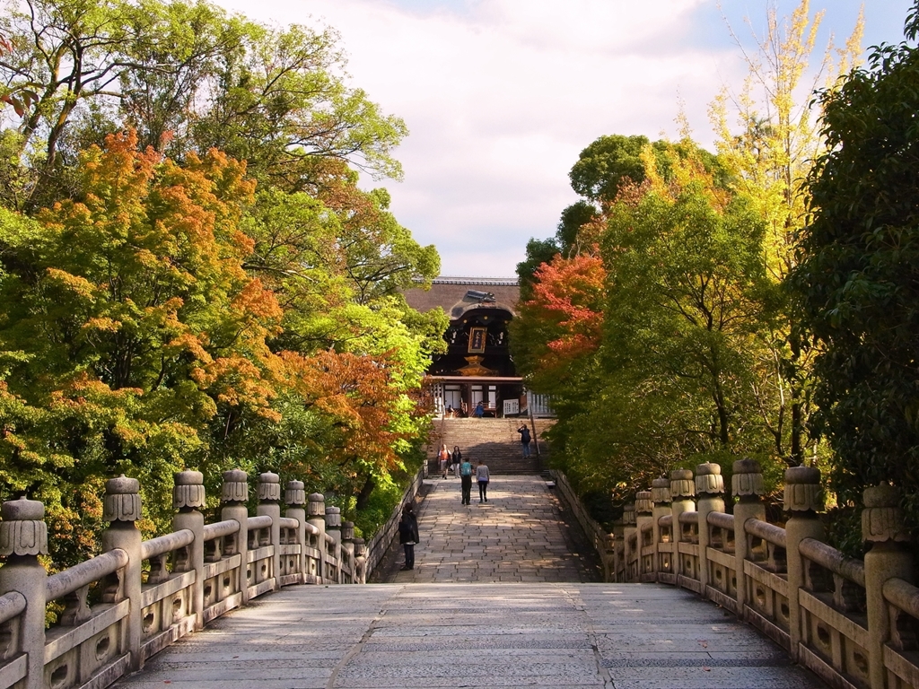 京都 初秋の参道