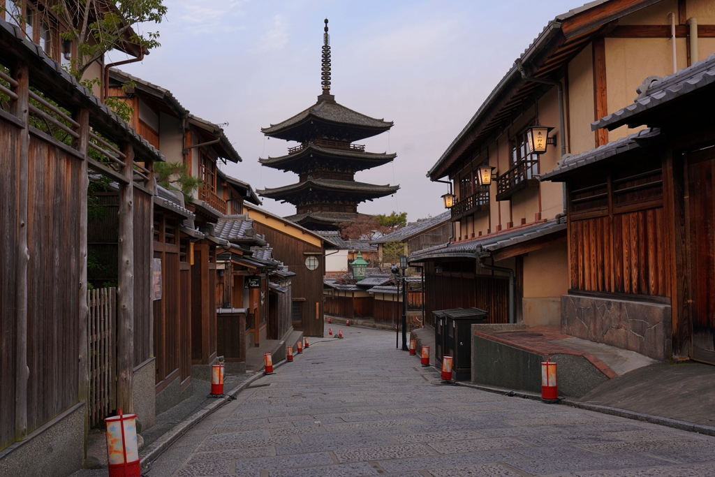 京都 八坂通り 花灯路の飾り