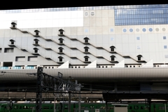 京都 駅ビルの裏側