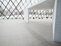 札幌　モエレ沼公園　幾何の空間
