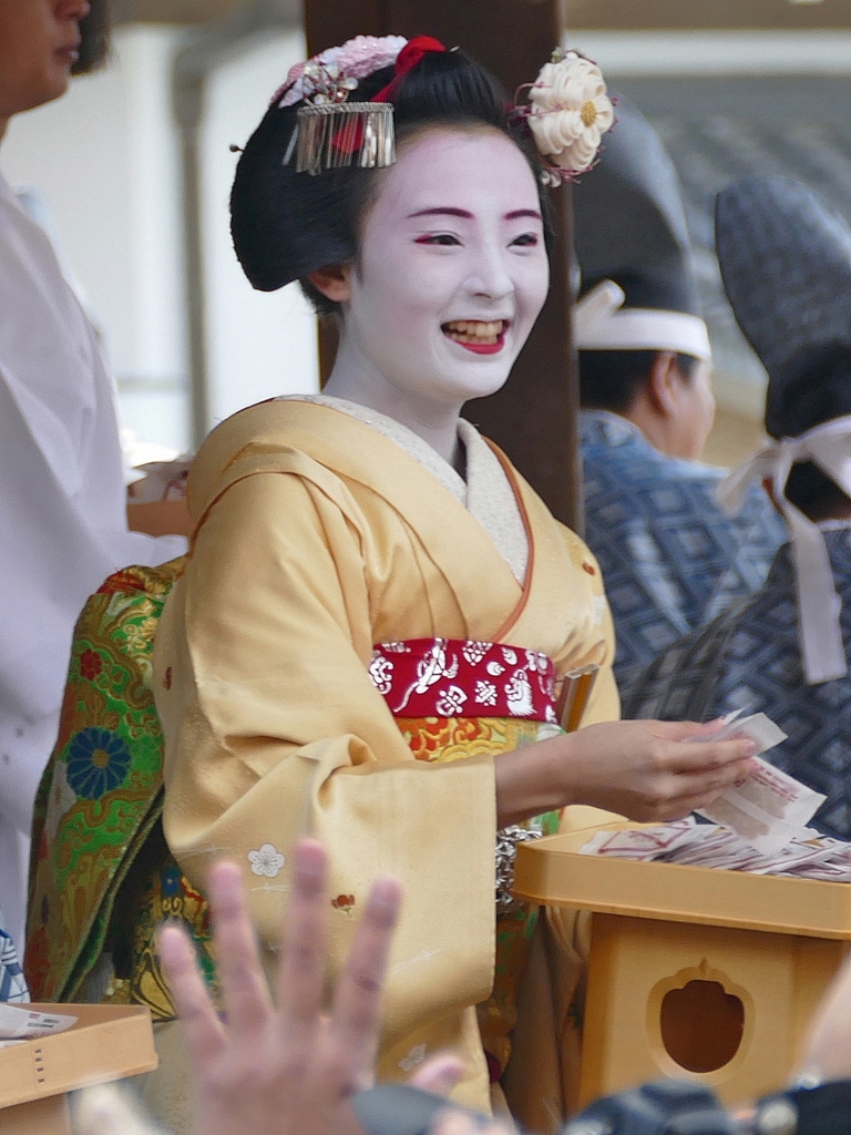 京都 節分祭 祇園甲部による豆撒き IV