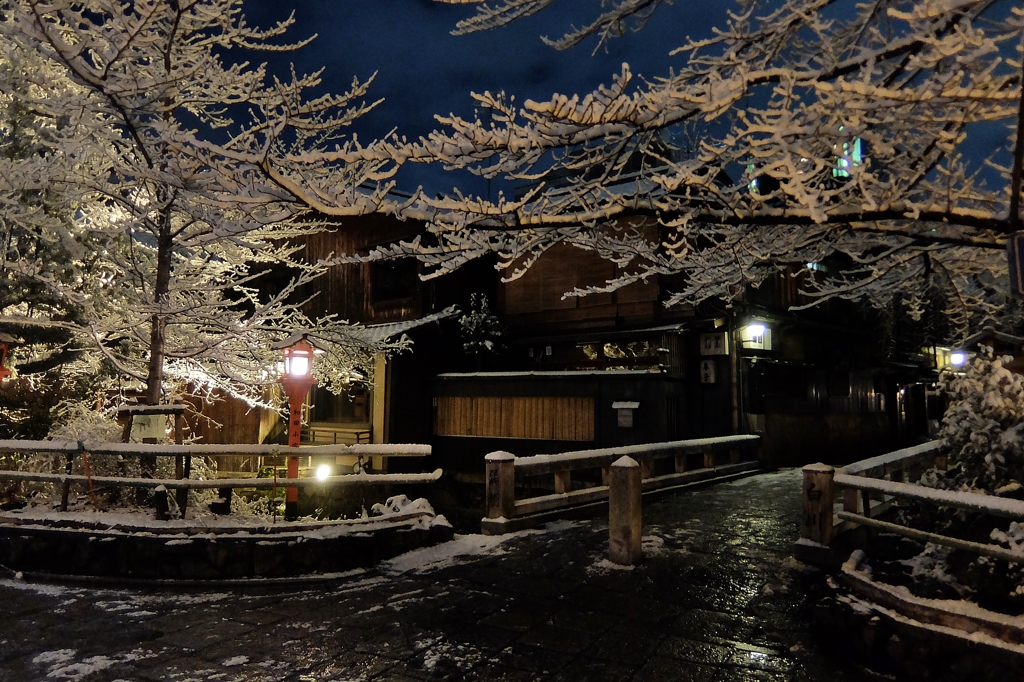 京都 白川の雪夜 II