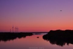 AWACSのいる夕景