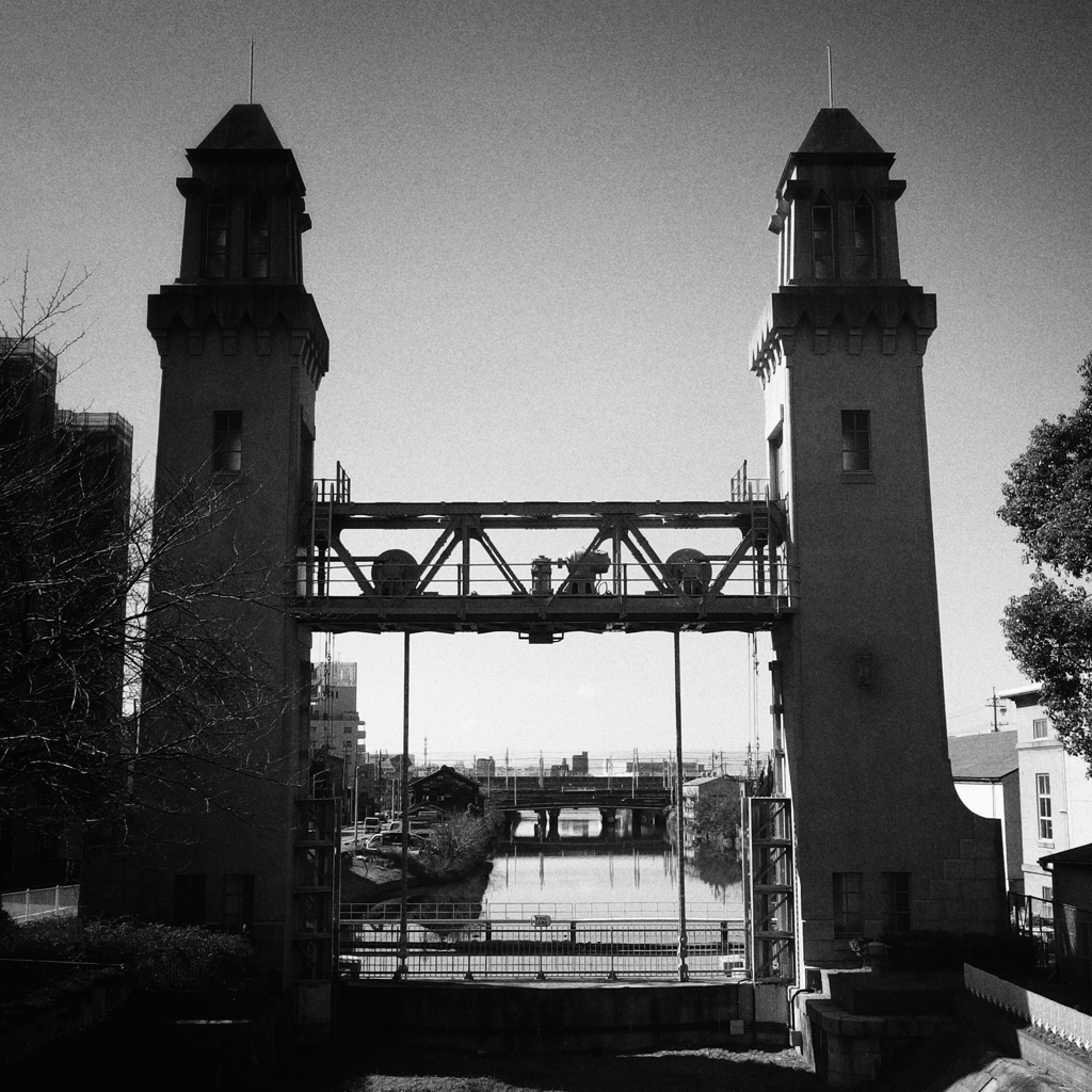 water gate