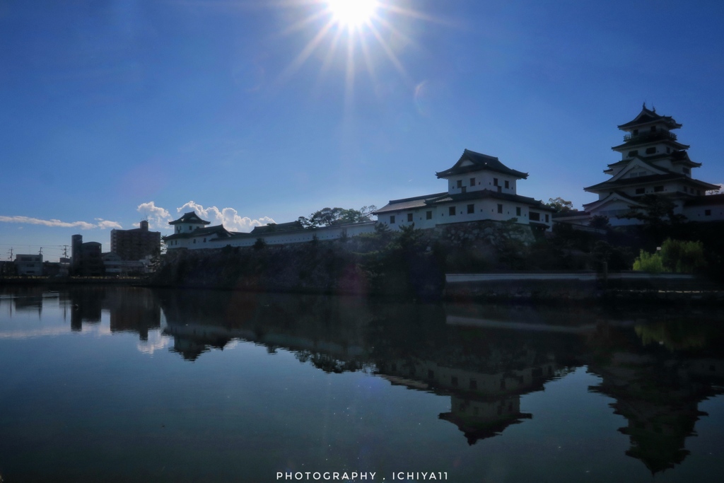 風穏やかな今治城