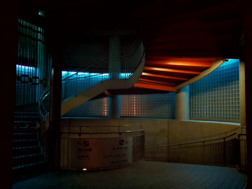 Stairs at night　-　IMGP0553