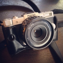 PENTAX Q × Holga HL-PQ