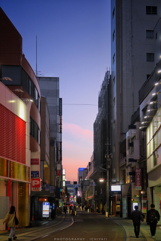 街が灯る頃