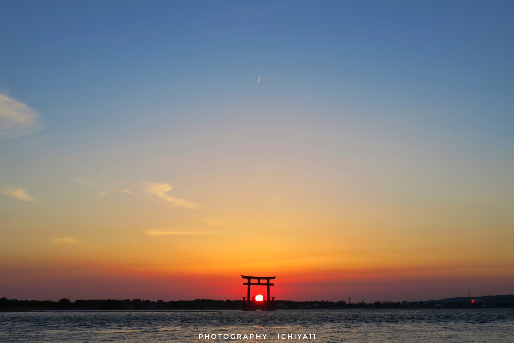 1600枚目は弁天島の夕陽を