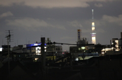夜のスカイツリー（中野より）