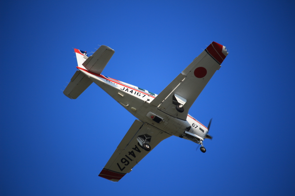 航空学校のセスナ