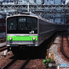 秋葉原駅に進入する山手線205系