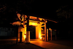 称名寺赤門ライトアップ