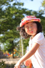 水を飲もうとしたら、、、