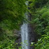 隙間から