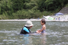 はじめての川遊び