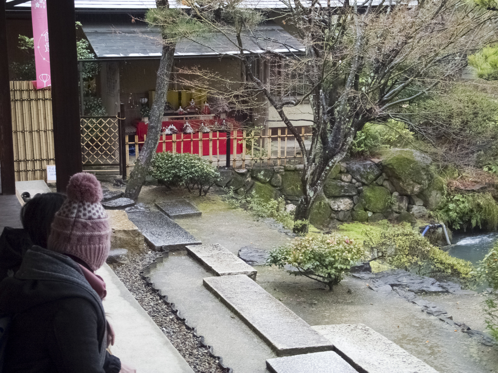 雨の新渓園
