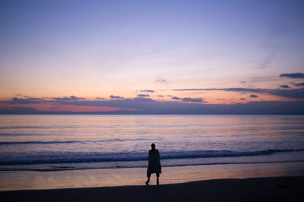夕暮れの海岸
