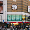 新宿の目（女性）