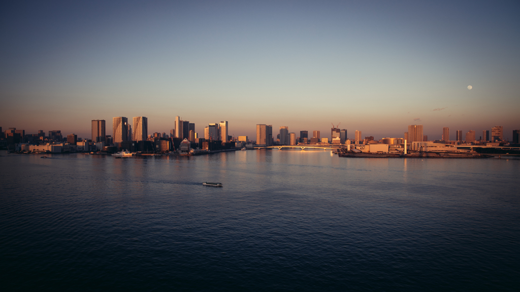 東京湾岸