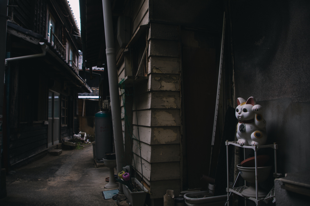 路地裏