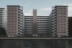マンション・横から