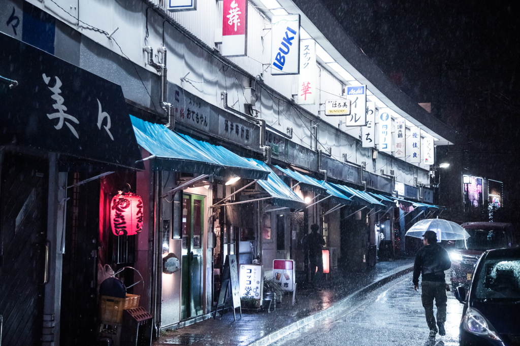 急な雨
