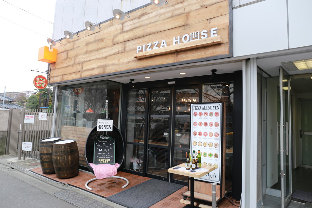 川越にCONAができていた。
