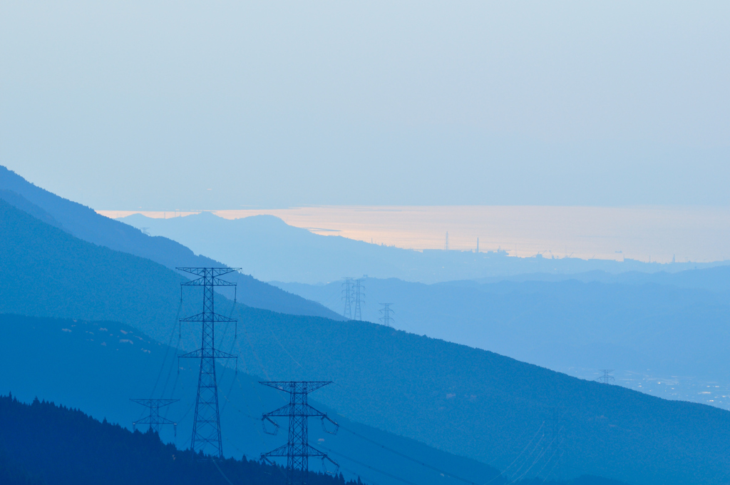 送電線