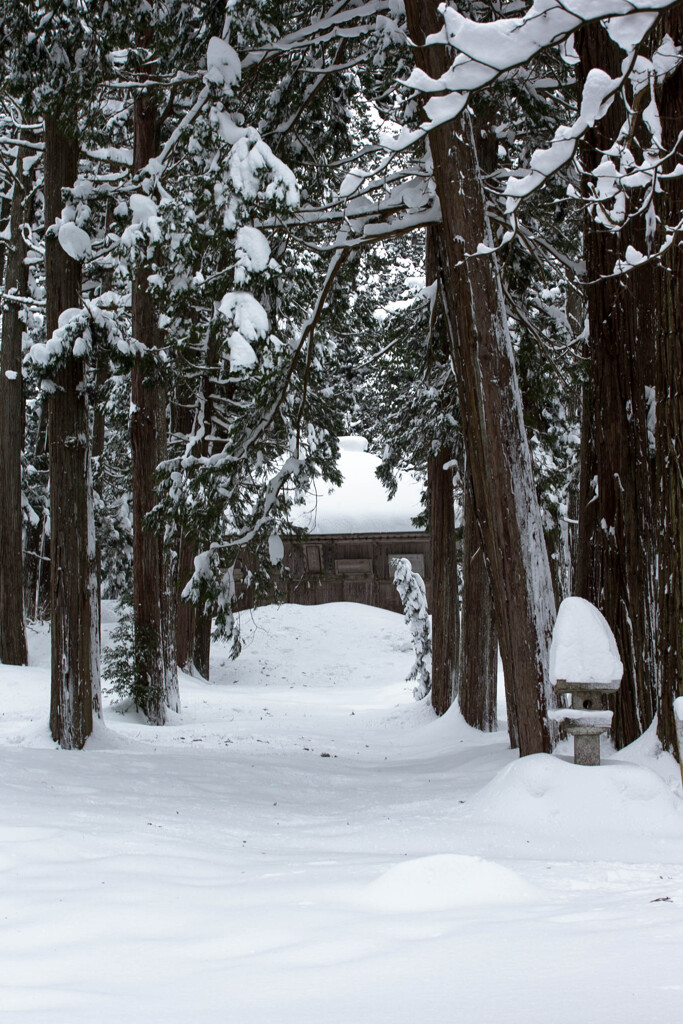 奥の院