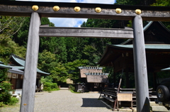 鳥居より