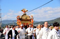 村祭り、遭遇