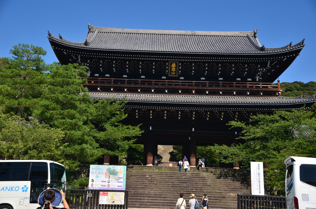 京のありふれた、山門