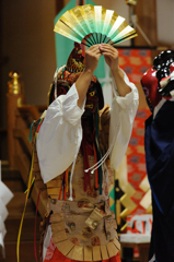 伊勢大神楽講社、加藤菊太夫組。扇の舞。