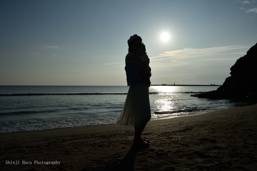 夕方の太陽を背に。