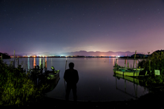夜の神西湖、影。