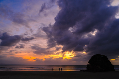 夕焼けに。