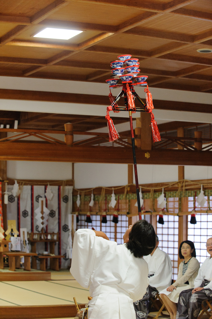 伊勢大神楽講社、加藤菊太夫組。水の曲。