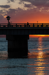 夕日を見ながら。