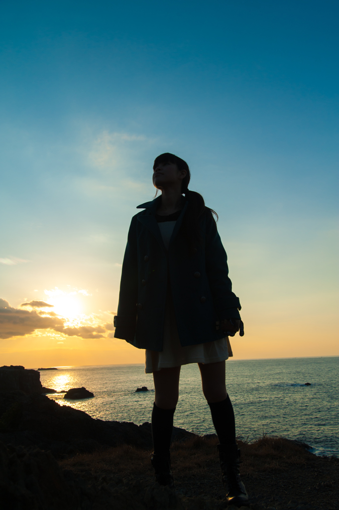 仰ぐ。