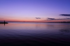 伊勢湾の夜明け前