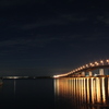琵琶湖大橋と一等星